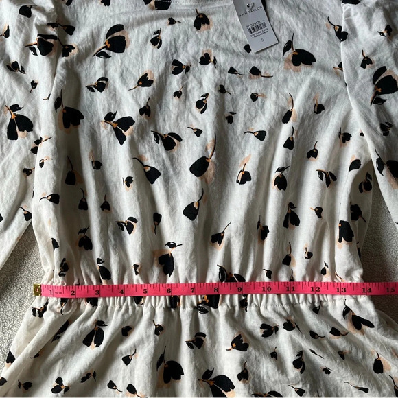 NEW Ann Taylor white blouse with black & tan floral/leaf design, size small - Picture 6 of 8